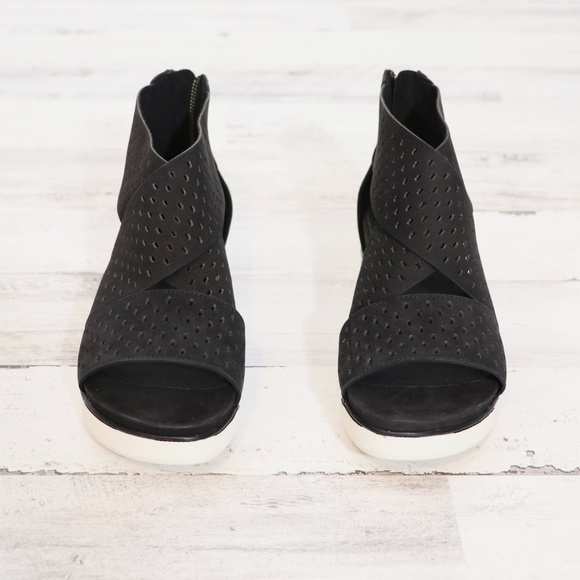 Eileen Fisher Black Sandals - Picture 2 of 7